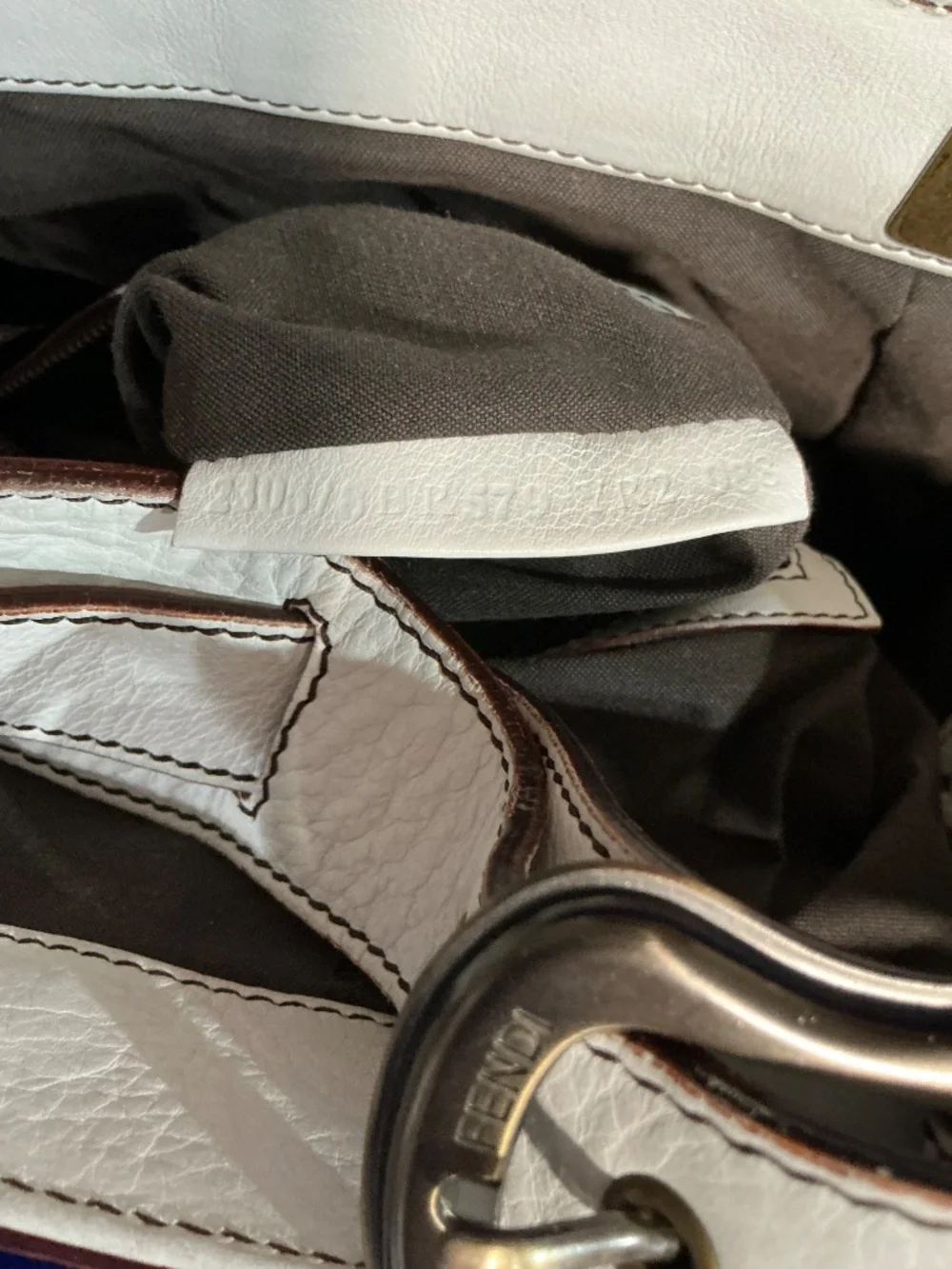Fendi Borsa Doctor Hobo Bag white leather